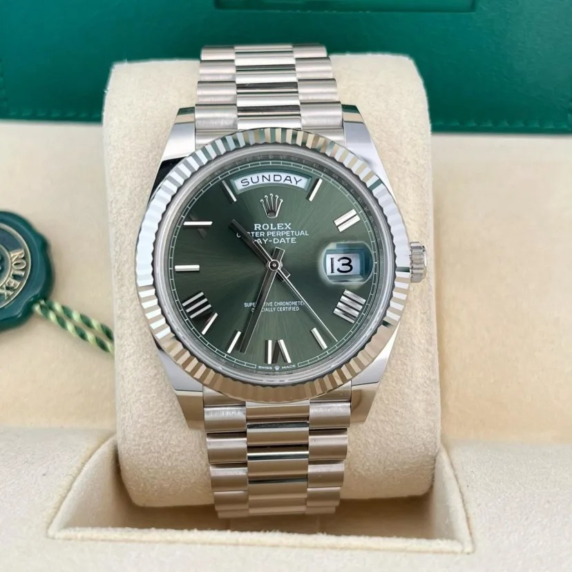 ETA070- Rolex Day-Date Silver Olive Green 228239 3255