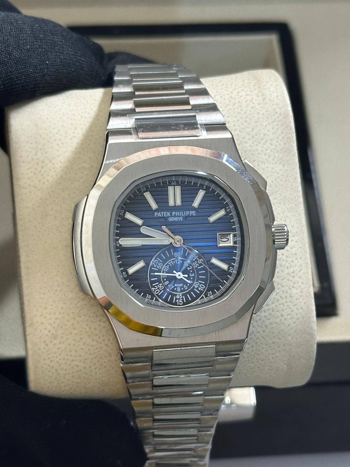 MM2640- Patek Philippe Nautilus Lacivert Kadran